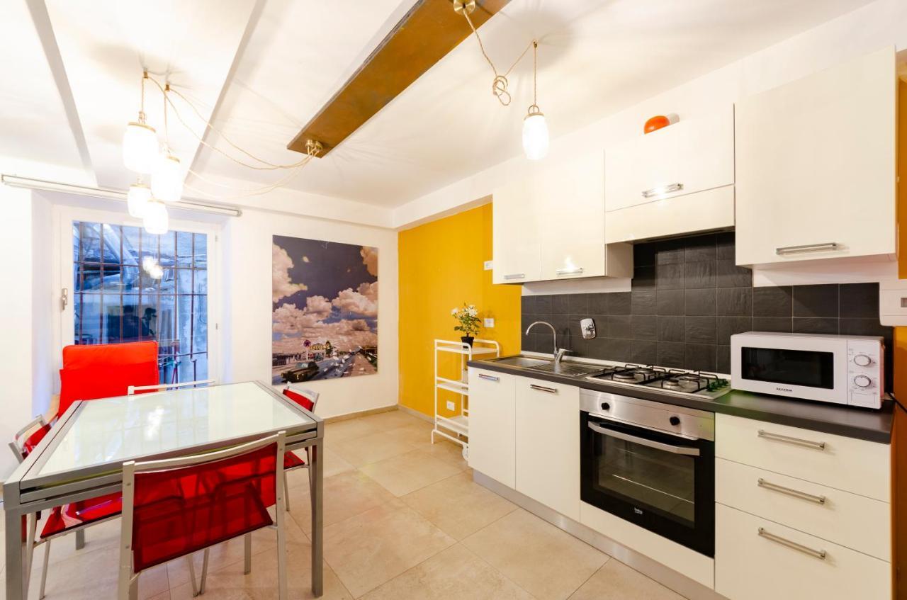 Joivy Vibrant Open-Plan Apt For 6 In Historic Centre Apartment Genoa Ngoại thất bức ảnh